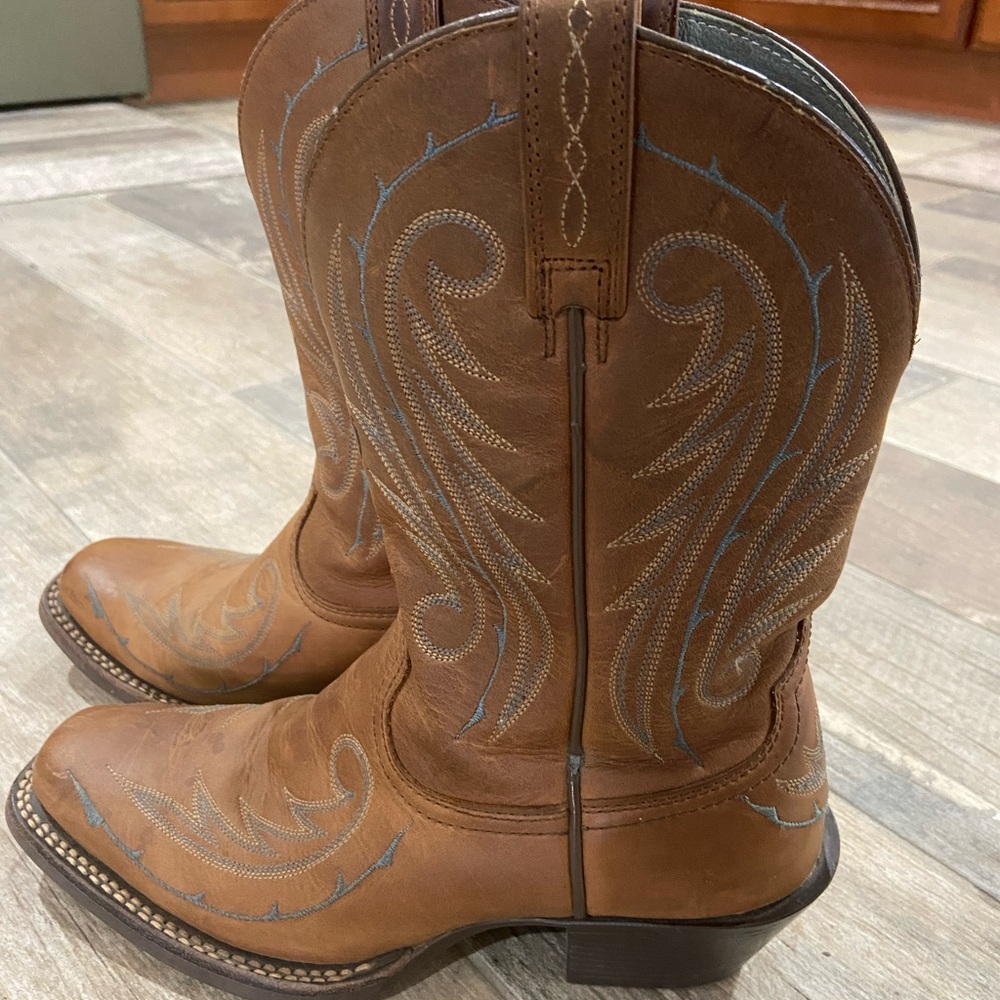 ARIAT boots